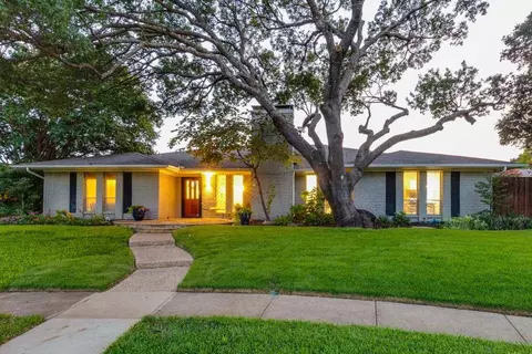 Exterior - 2628 Dalgreen Ct, Plano, TX 75075 photo 3 of 6