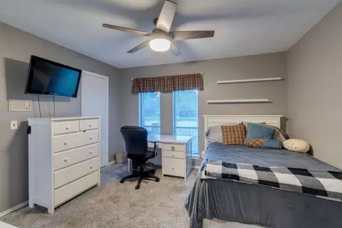 Bedroom - 2628 Dalgreen Ct, Plano, TX 75075 photo 4 of 5