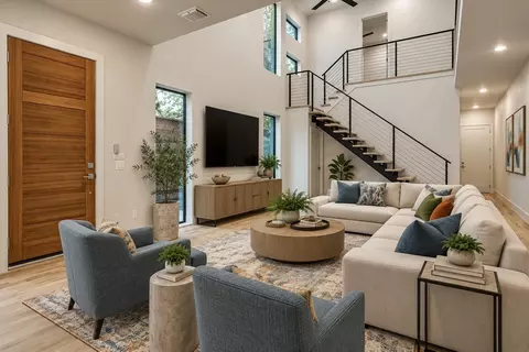 4633 Manett St, Dallas, TX 75204