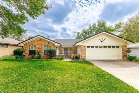 1412 Rusdell Dr, Irving, TX 75060