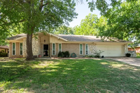 3512 Walton Ave, Fort Worth, TX 76133
