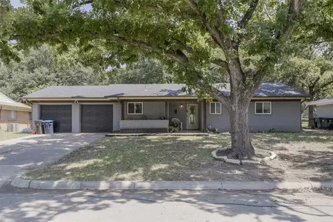 7028 Willis Ave, Fort Worth, TX 76116