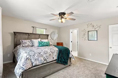 Bedroom - 1115 E 6th St, Springtown, TX 76082 photo 4 of 4
