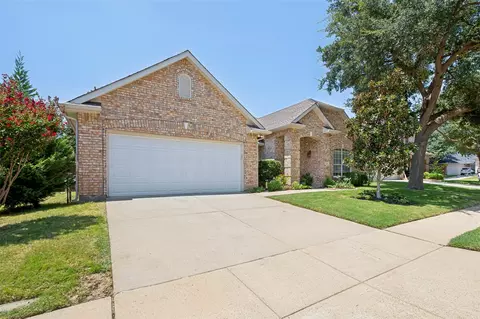 415 Patricia Ln, Highland Village, TX 75077