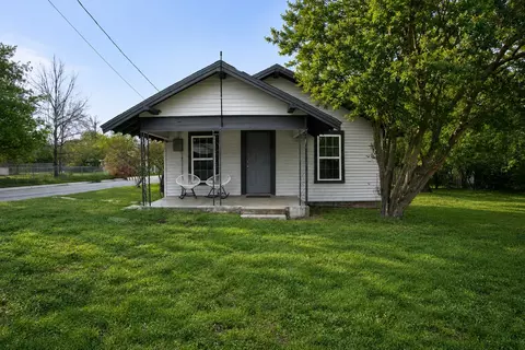 501 Eureka St, Weatherford, TX 76086