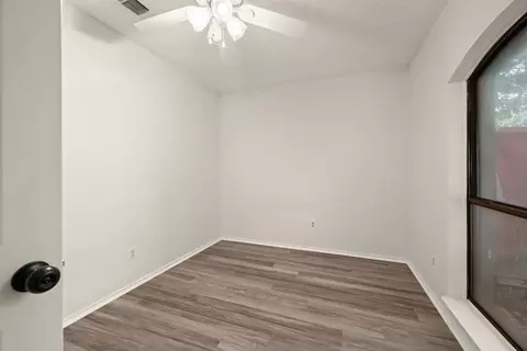 Bedroom - 2911 Post Oak Dr, Euless, TX 76039 photo 2 of 5