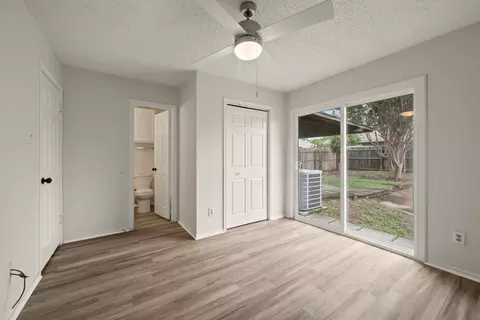 Bedroom - 2911 Post Oak Dr, Euless, TX 76039 photo 1 of 5