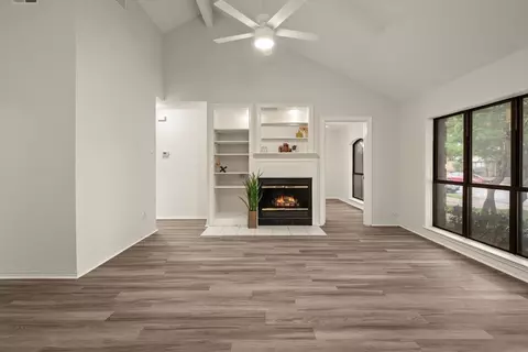 Living - 2911 Post Oak Dr, Euless, TX 76039 photo 3 of 4