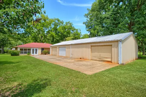 Exterior - 731 Pecan Estates Loop, Hemphill, TX 75948 photo 3 of 10