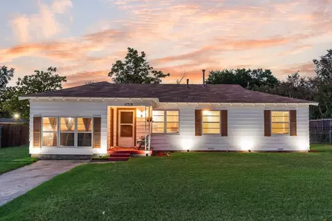 11719 Manon Dr, Balch Springs, TX 75180