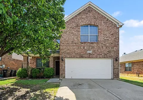 10800 Emerald Park Ln, Haslet, TX 76052