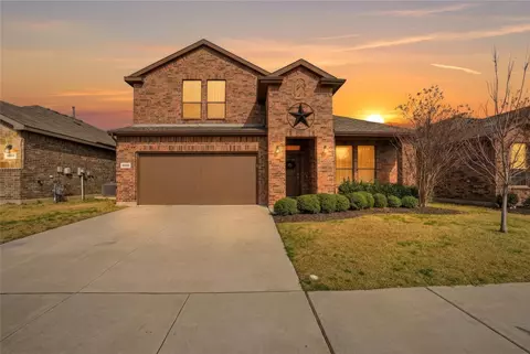 9032 Sycamore Leaf Dr, Fort Worth, TX 76179