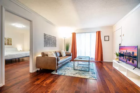 6018 E University Blvd #101, Dallas, TX 75206