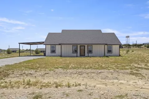 6043 Piper Anne St, Azle, TX 76020