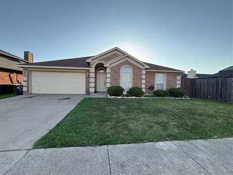 7000 Raven Mdw, Arlington, TX 76002