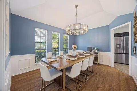9140 Sweetwater Dr, Dallas, TX 75228