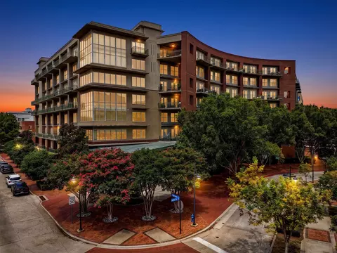5055 Addison Cir #713, Addison, TX 75001