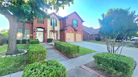3455 Daisy Ln, Grand Prairie, TX 75052
