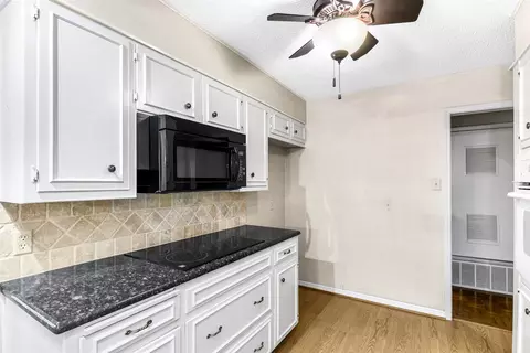 Kitchen - 2825 Chimney Hill Dr, Waco, TX 76708 photo 6 of 6