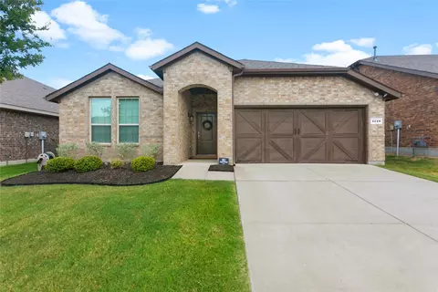 4148 Agatha Ln, Aubrey, TX 76227