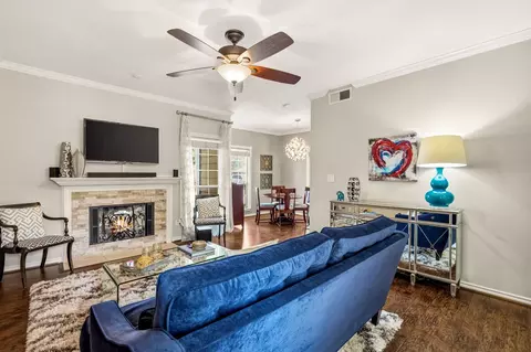 8600 Coppertowne Ln #304, Dallas, TX 75243