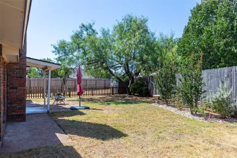 Exterior - 4317 Dee Ann Ct, Abilene, TX 79606 photo 5 of 7