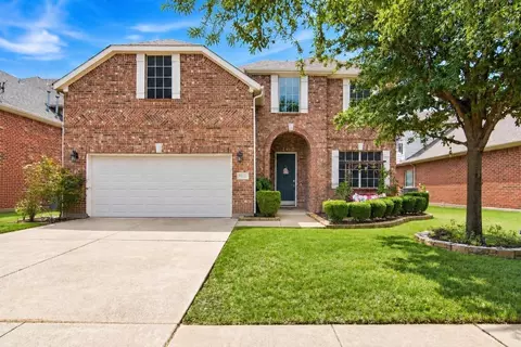 9845 Stripling Dr, Fort Worth, TX 76244