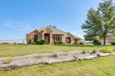 Exterior - 505 Morrow Rd, Springtown, TX 76082 photo 6 of 8