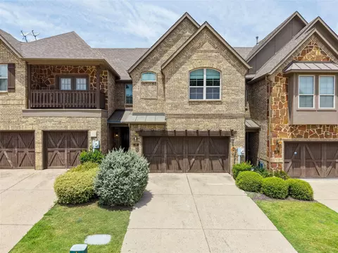 397 Hamilton St, Lewisville, TX 75067