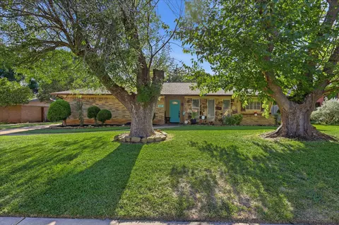 615 Misty Glen Dr, Desoto, TX 75115