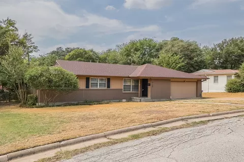 4132 Middlebrook Rd, Fort Worth, TX 76116