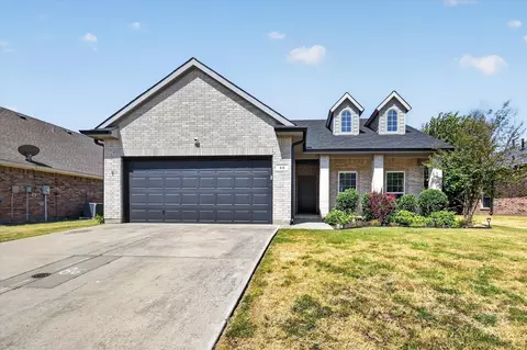 55 N Highland Dr, Sanger, TX 76266