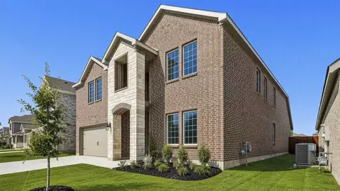 4825 Silver Touch Rd, Aubrey, TX 76227