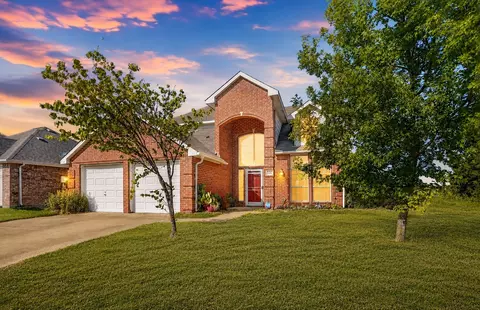504 Hampton Ct, Seagoville, TX 75159