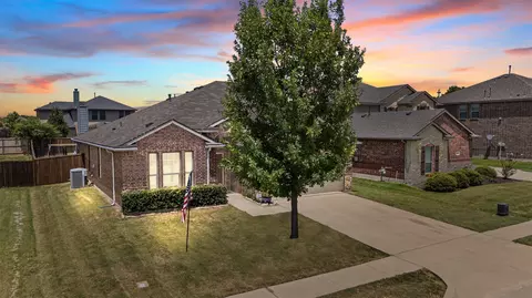 404 Marquette Dr, Van Alstyne, TX 75495