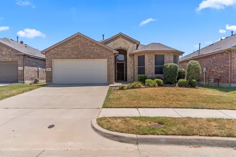 4809 Gunnison Dr, Denton, TX 76208