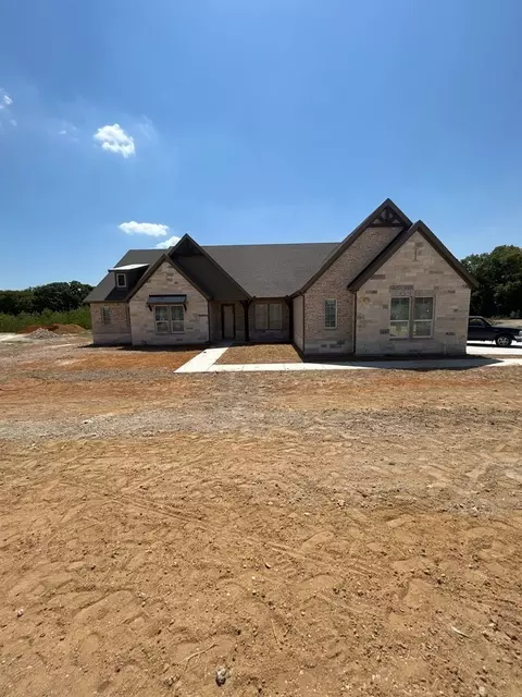 1103 Perrin Ln, Van Alstyne, TX 75495