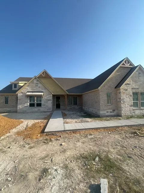 1103 Perrin Ln, Van Alstyne, TX 75495
