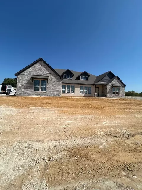 1110 Perrin Ln, Van Alstyne, TX 75495