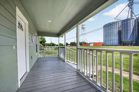 Exterior - 601 Tx-56, Windom, TX 75492 photo 4 of 5