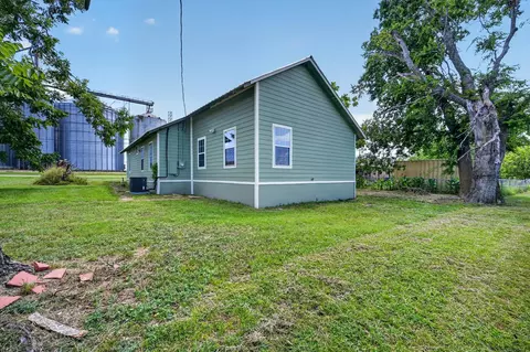 Other - 601 Tx-56, Windom, TX 75492 photo 13 of 14