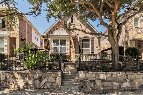 2444 Sunderland Ln, Lewisville, TX 75067