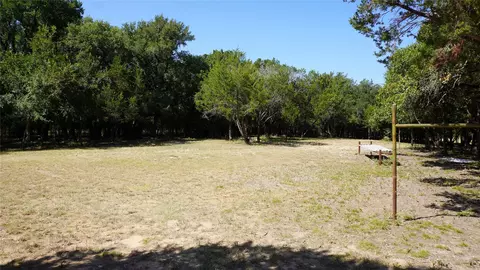 279 Cr 2440, Iredell, TX 76649