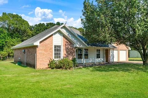 329 Helena Dr, Powderly, TX 75473