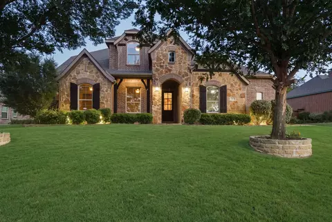 317 Landview Dr, Burleson, TX 76028