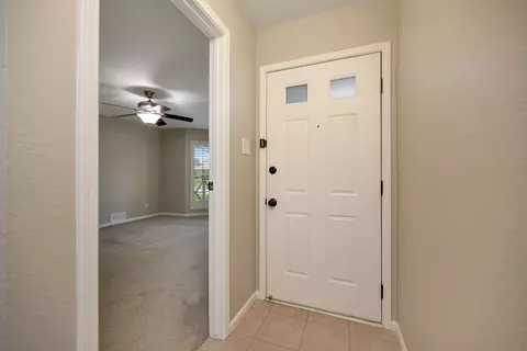 Entry Way - 934 Mapleleaf Ln, Coppell, TX 75019 photo 1 of 1