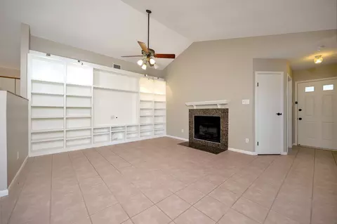 Living - 934 Mapleleaf Ln, Coppell, TX 75019 photo 3 of 6