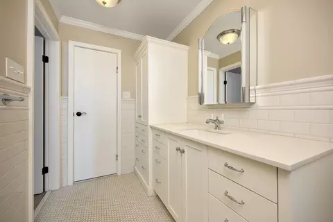 Bath - 934 Mapleleaf Ln, Coppell, TX 75019 photo 6 of 8