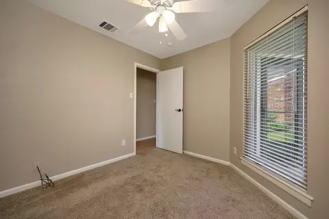 Bedroom - 934 Mapleleaf Ln, Coppell, TX 75019 photo 2 of 7