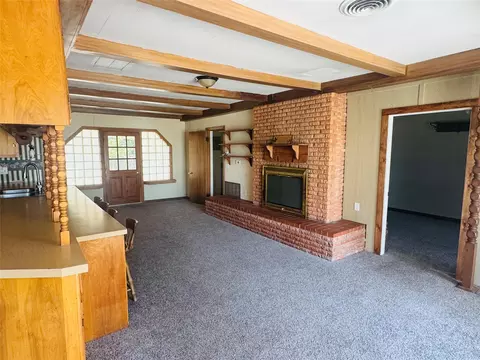 Living - 1111 N 5th St, Haskell, TX 79521 photo 11 of 11